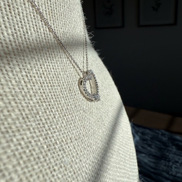 Ever Us Diamond Heart Pendant Necklace - 14KT & 18KT White Gold - Picture 5 of 8